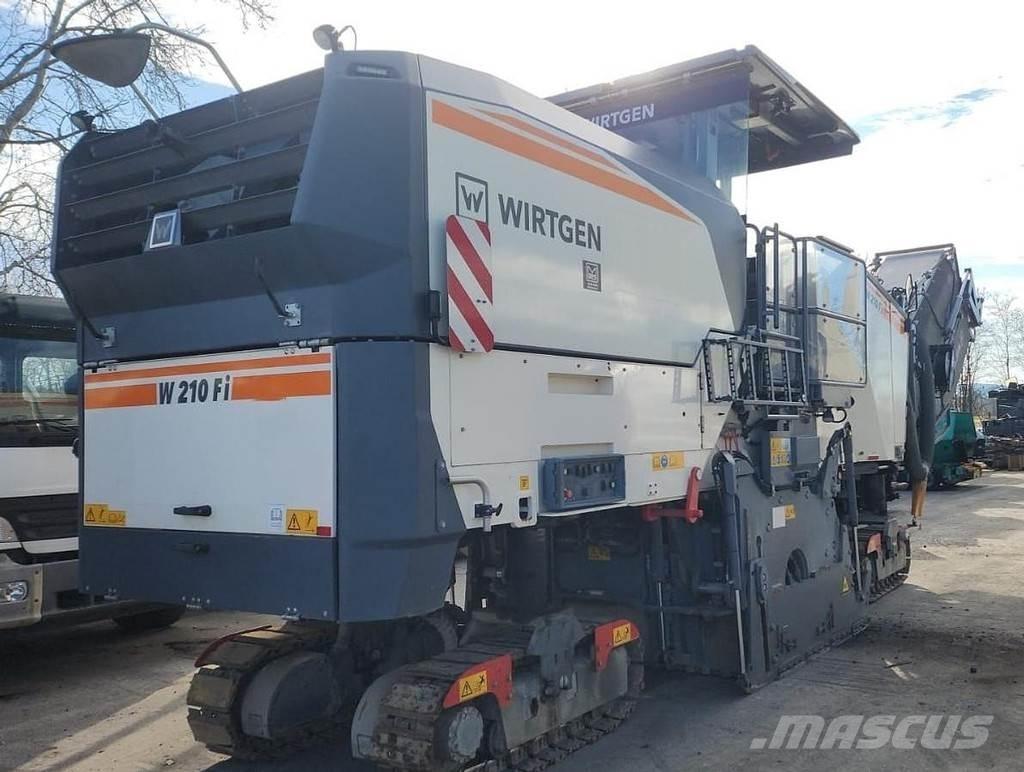 Wirtgen W210 FI 콘크리트 스톤 머신