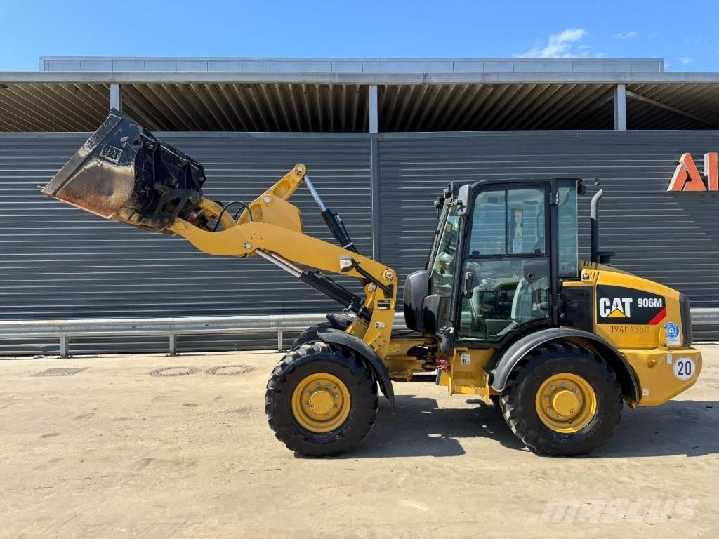 CAT 906M  휠로우더