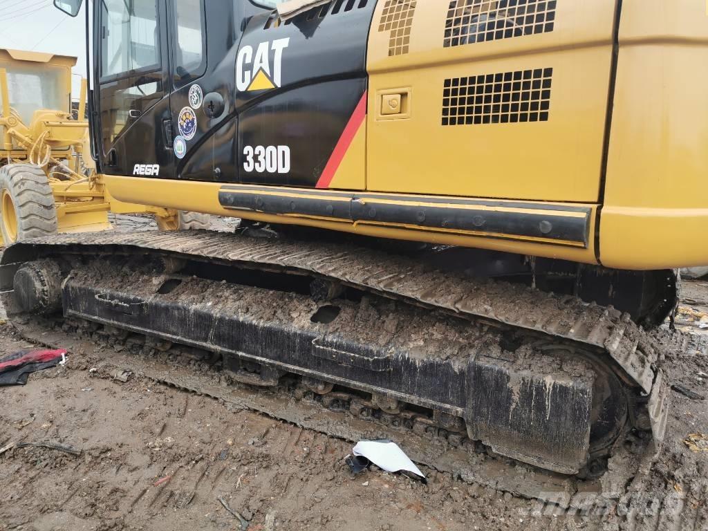 CAT 330 D L 대형 굴삭기 29톤 이상