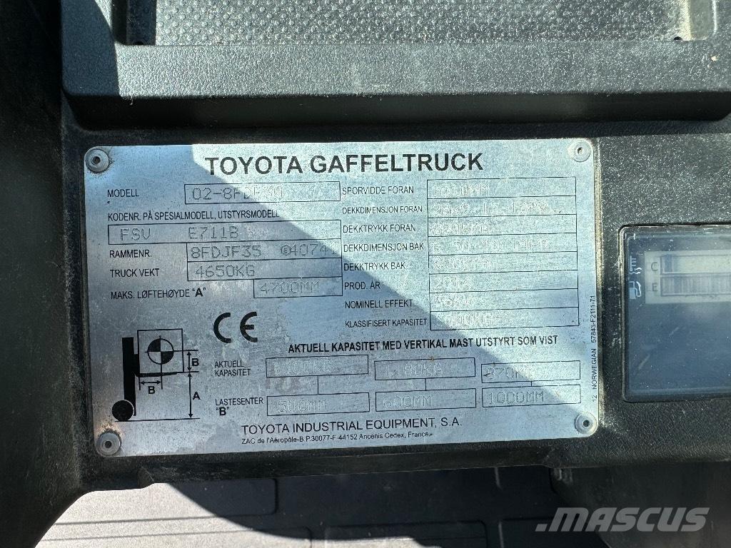 Toyota 02-8FDF30 디젤 지게차
