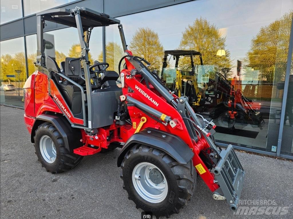 Weidemann 1390 미니 로더