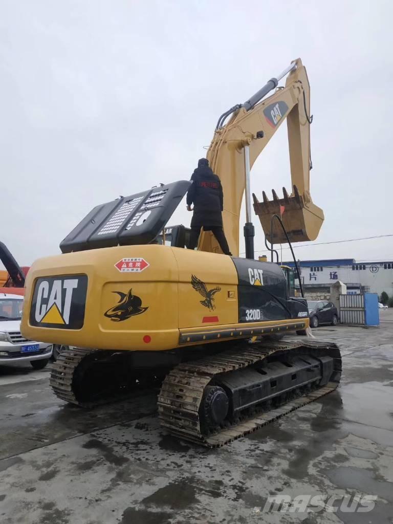 CAT 320D 대형 굴삭기 29톤 이상