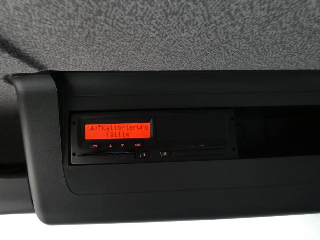 MAN TGL 12.220 BL 탑차 트럭