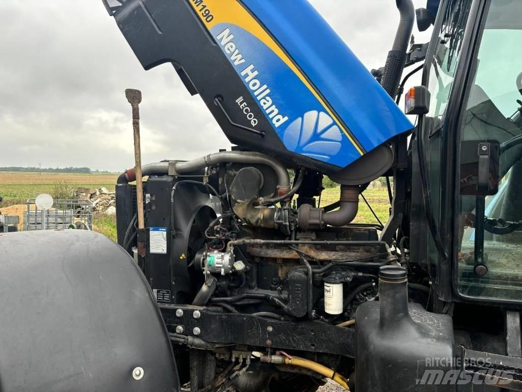New Holland TM 190 트랙터