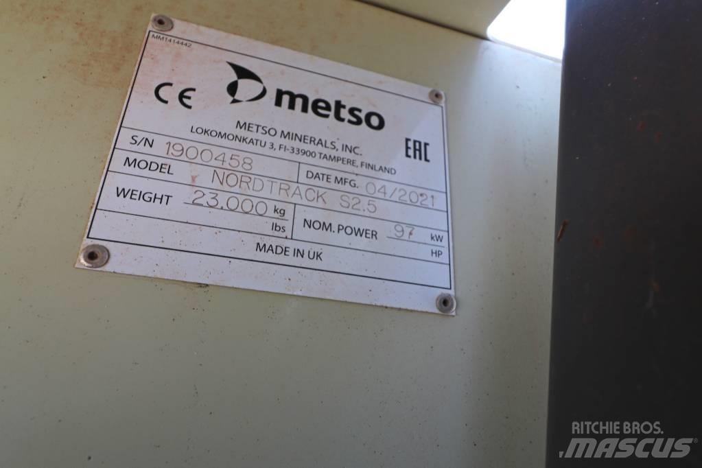 Metso S 2.5 이동식 선별기