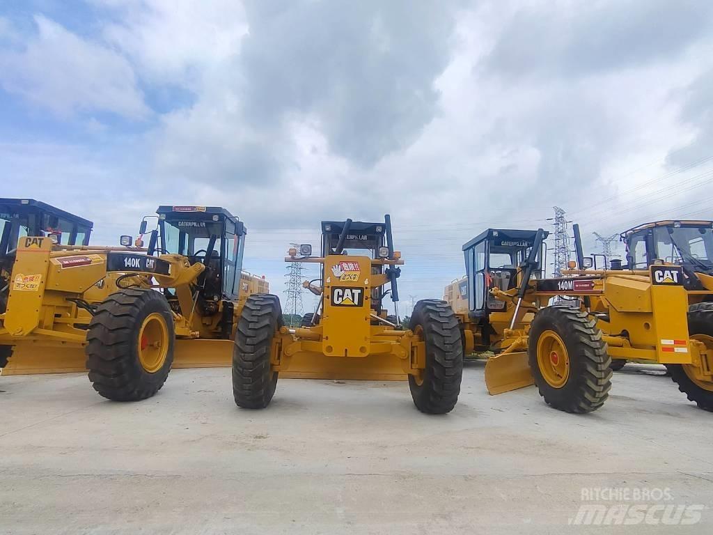 CAT 140 H 그레이더
