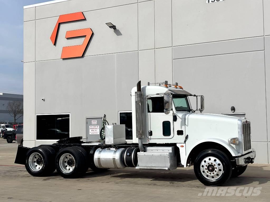 Peterbilt 367 트랙터 유닛