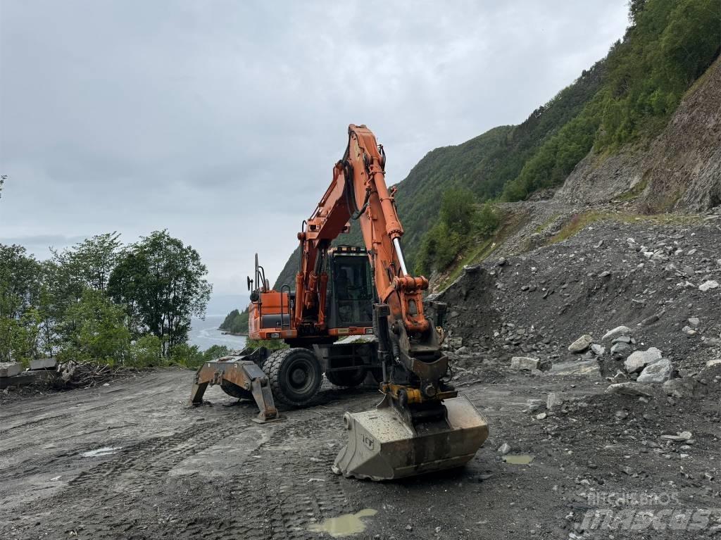 Doosan 140 W  휠 굴삭기