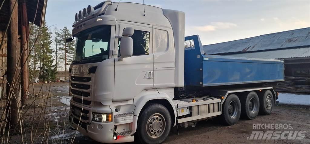 Scania R580 V8 훅 리프트 트럭