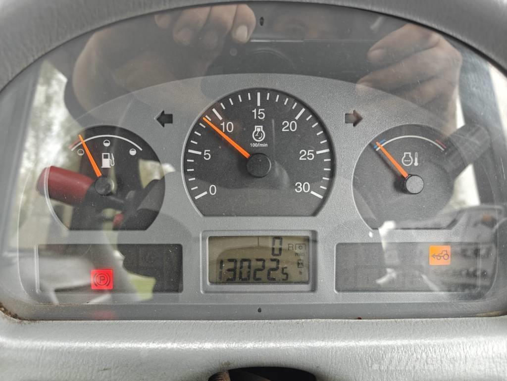 Valtra C 150 트랙터