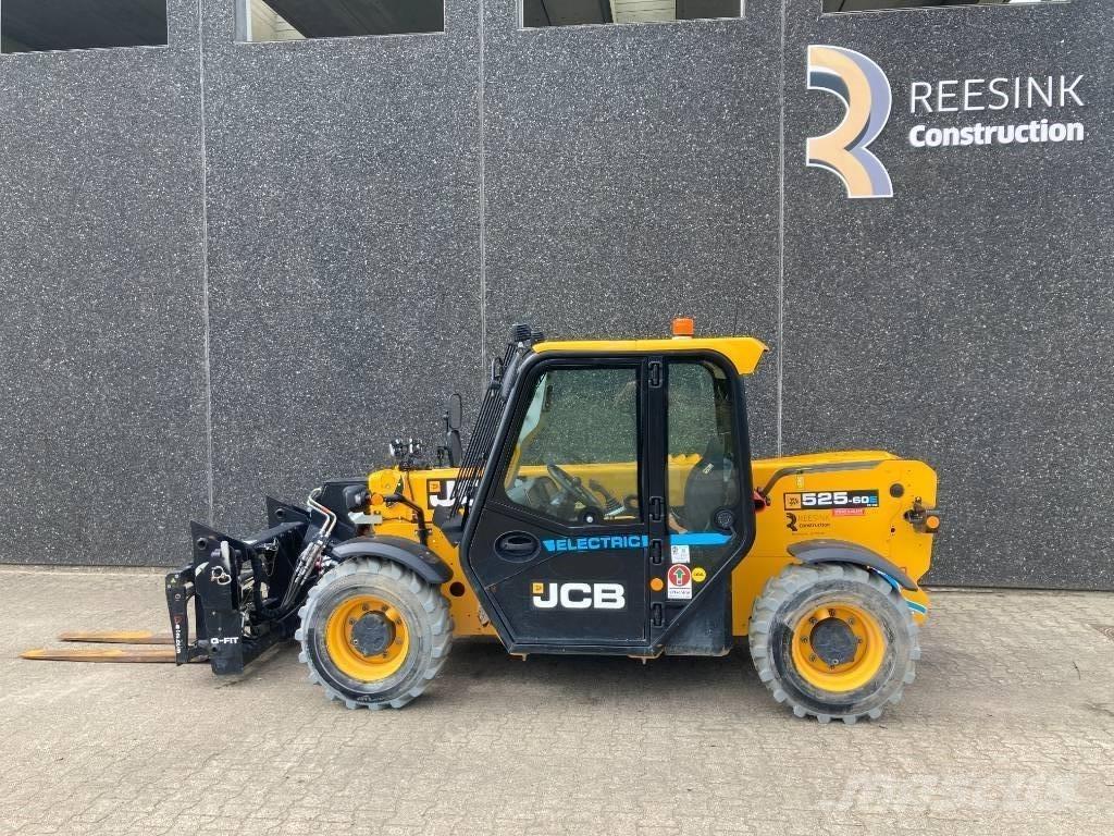 JCB 525-60 E 텔러 핸들러