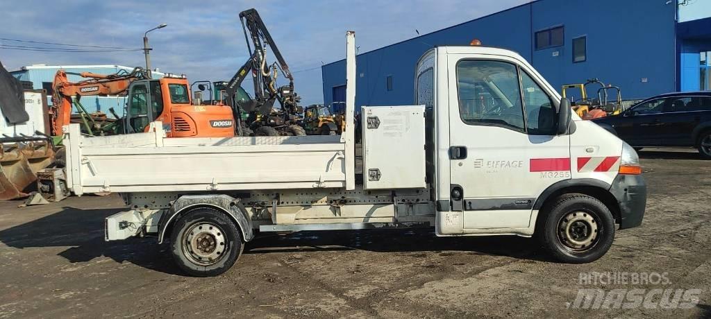 Renault Master 120 덤프 트럭