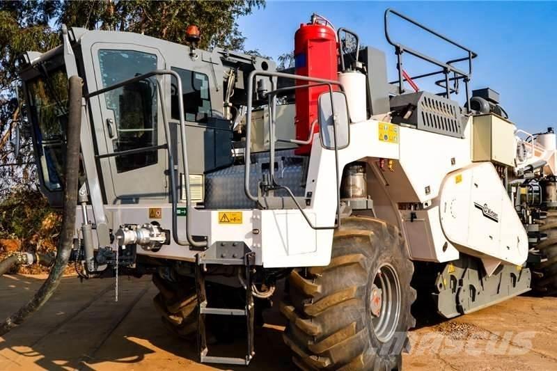 Wirtgen WR2400 기타 트럭