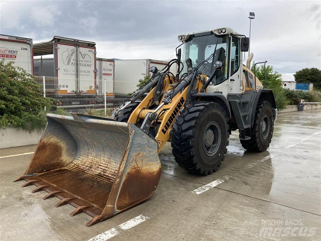 Liebherr L 538  휠로우더