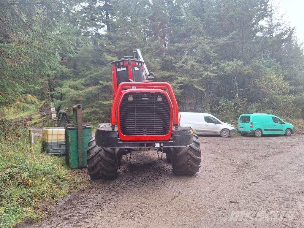 Komatsu 901 XC 원목 하베스터