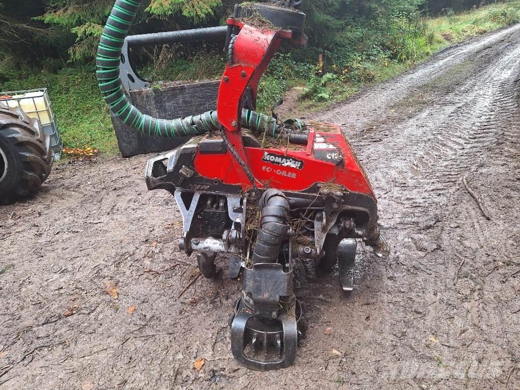 Komatsu 901 XC 원목 하베스터