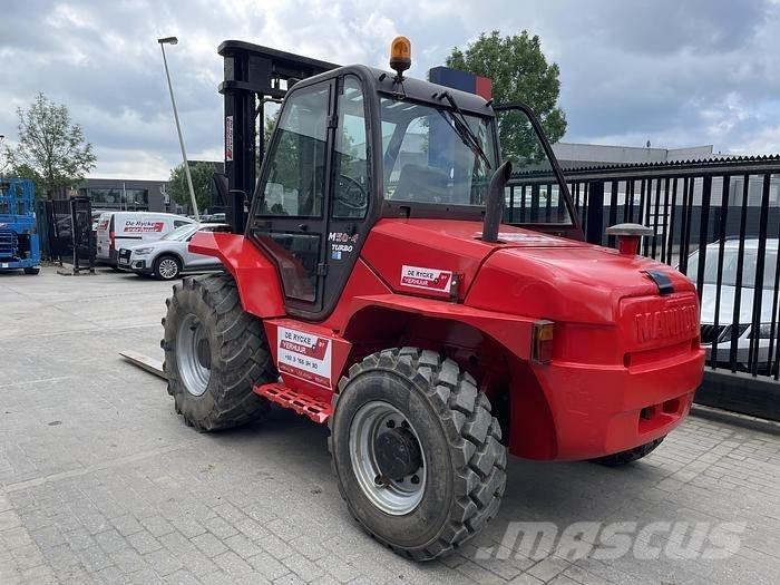Manitou M50-4 험지용 트럭
