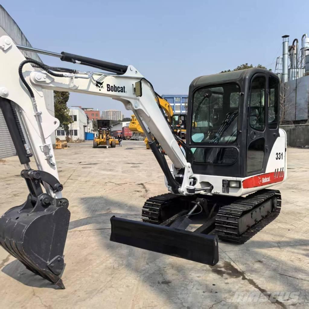Bobcat 331 소형 굴삭기 7톤 미만