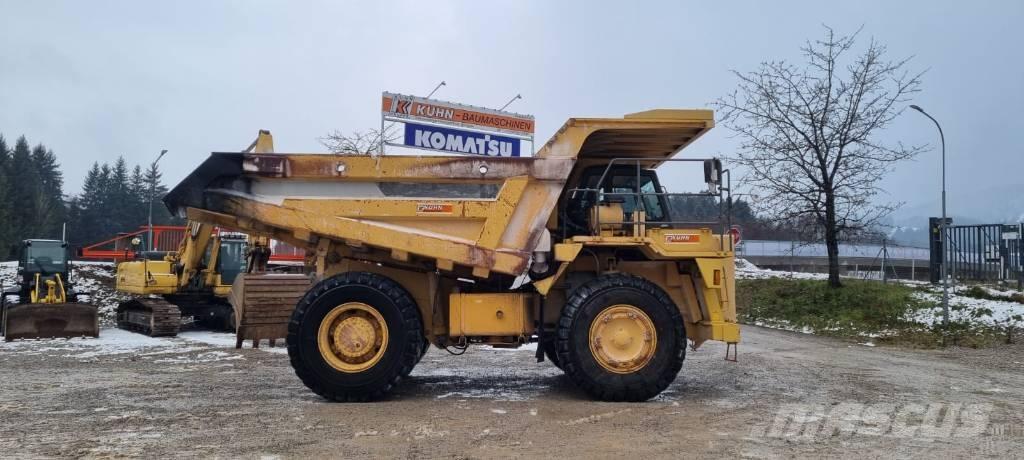 Komatsu HD405-6 초대형 덤프 트럭