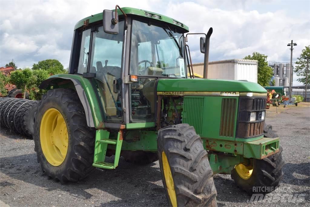 John Deere 6100 트랙터