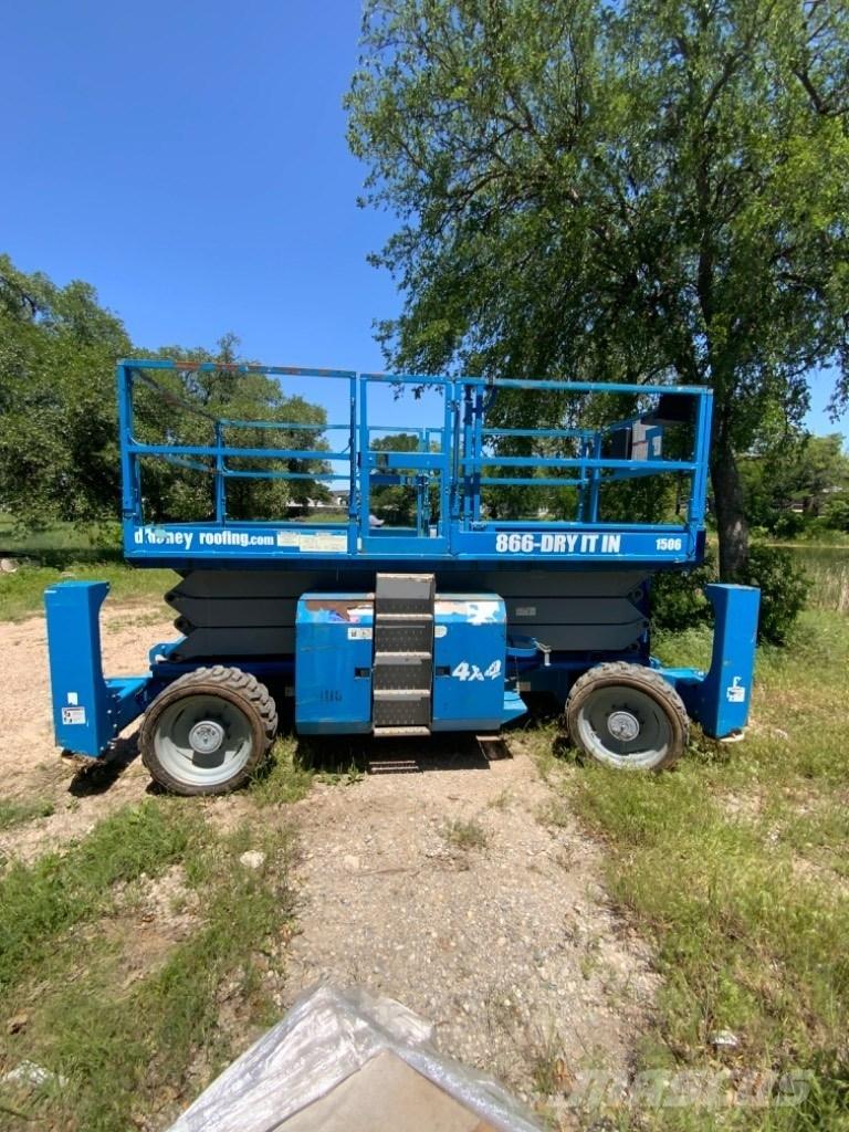 Genie GS 3390 RT 가위형 리프트
