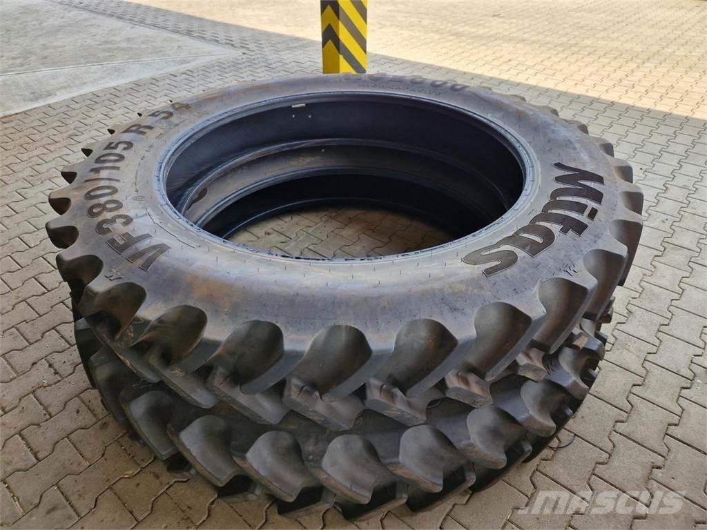 Mitas 380/105R54 타이어, 휠 및 림