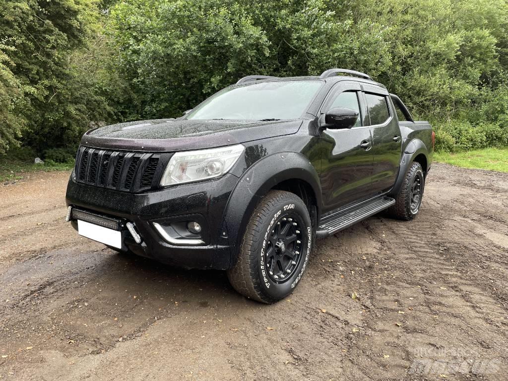 Nissan Navara 픽업/드롭사이드