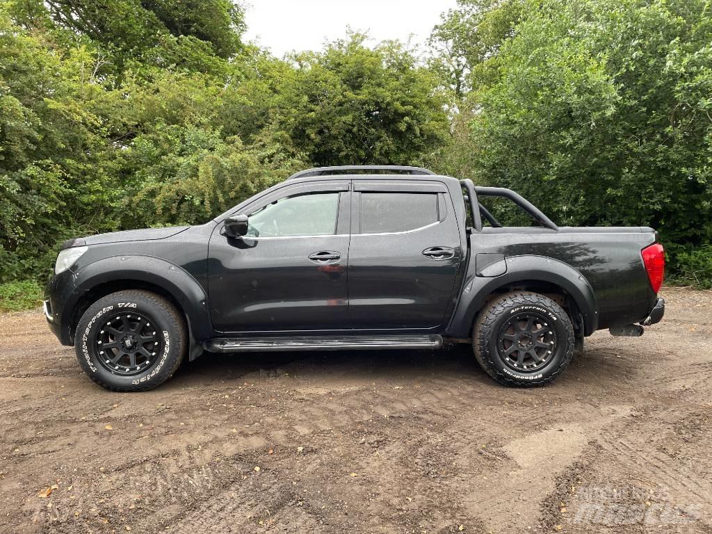 Nissan Navara 픽업/드롭사이드