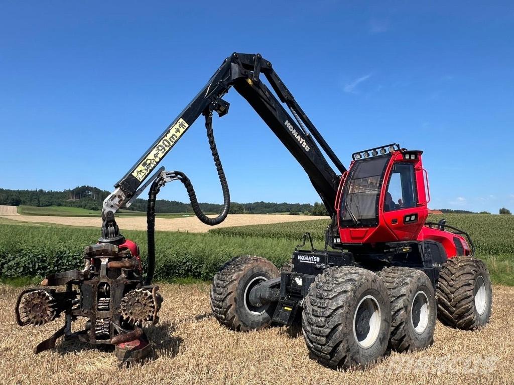 Komatsu 951 원목 하베스터