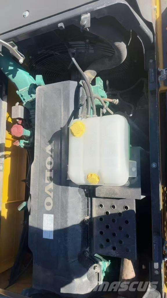 Volvo EC 480 대형 굴삭기 29톤 이상