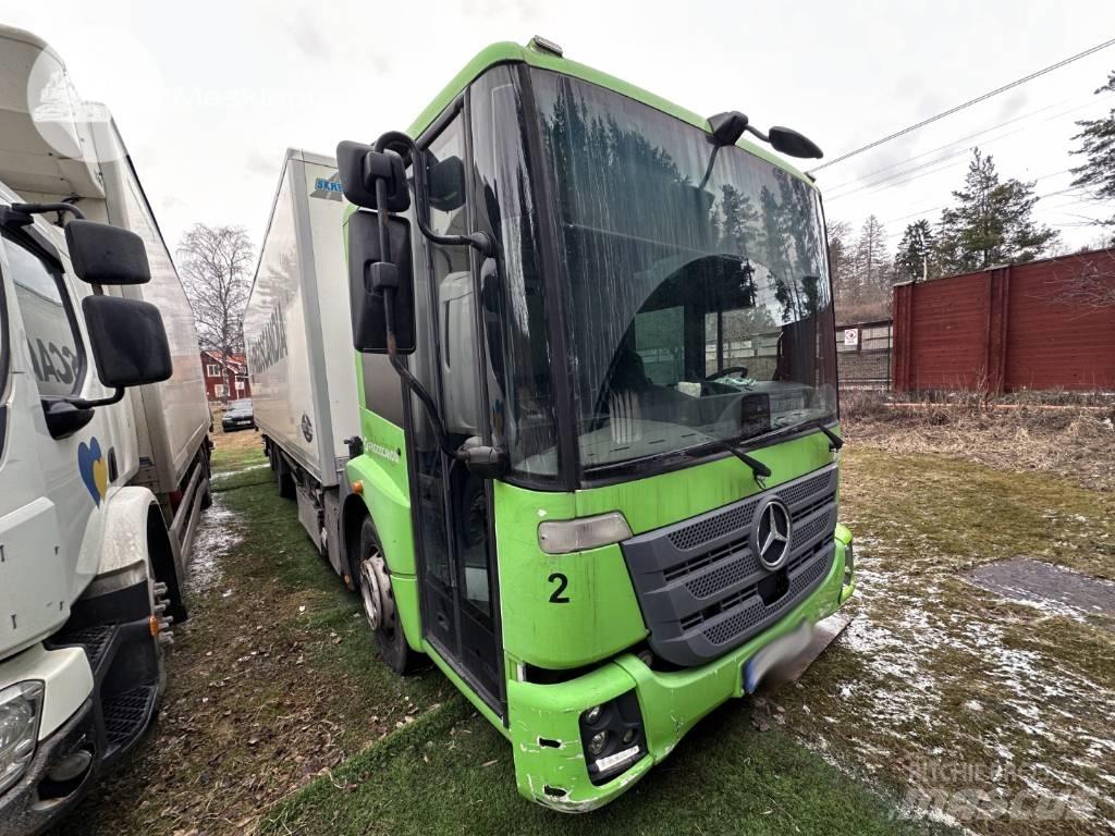 Mercedes-Benz Econic 탑차 트럭