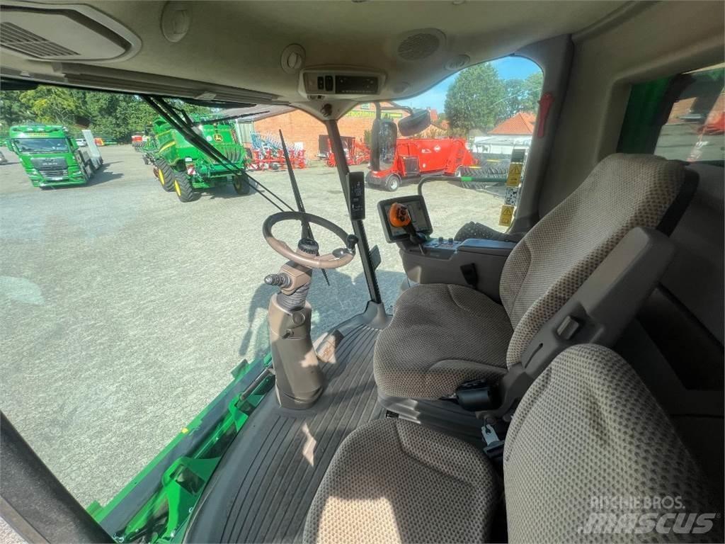 John Deere T560 콤바인 수확기