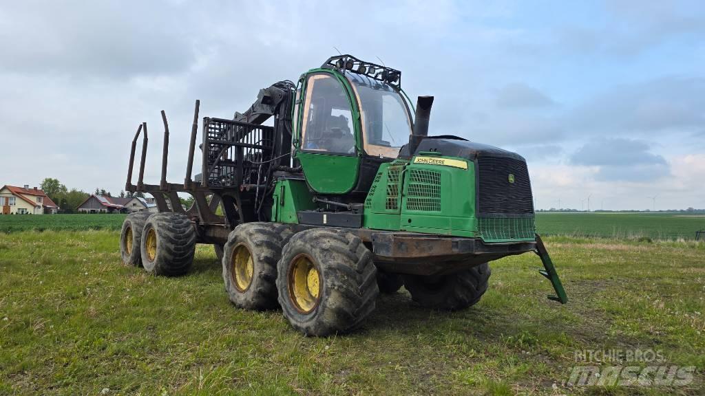 John Deere 1210 E 원목 포워더
