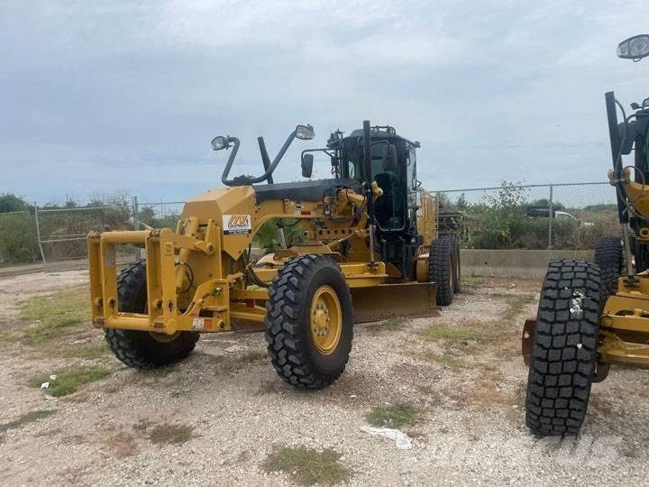 CAT 140 M 2 그레이더