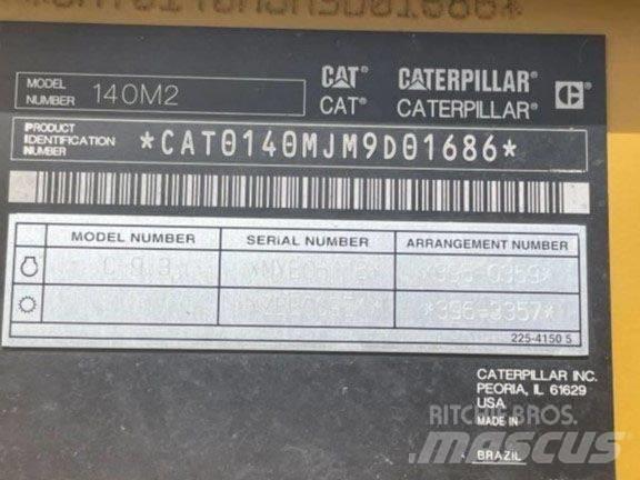 CAT 140 M 2 그레이더