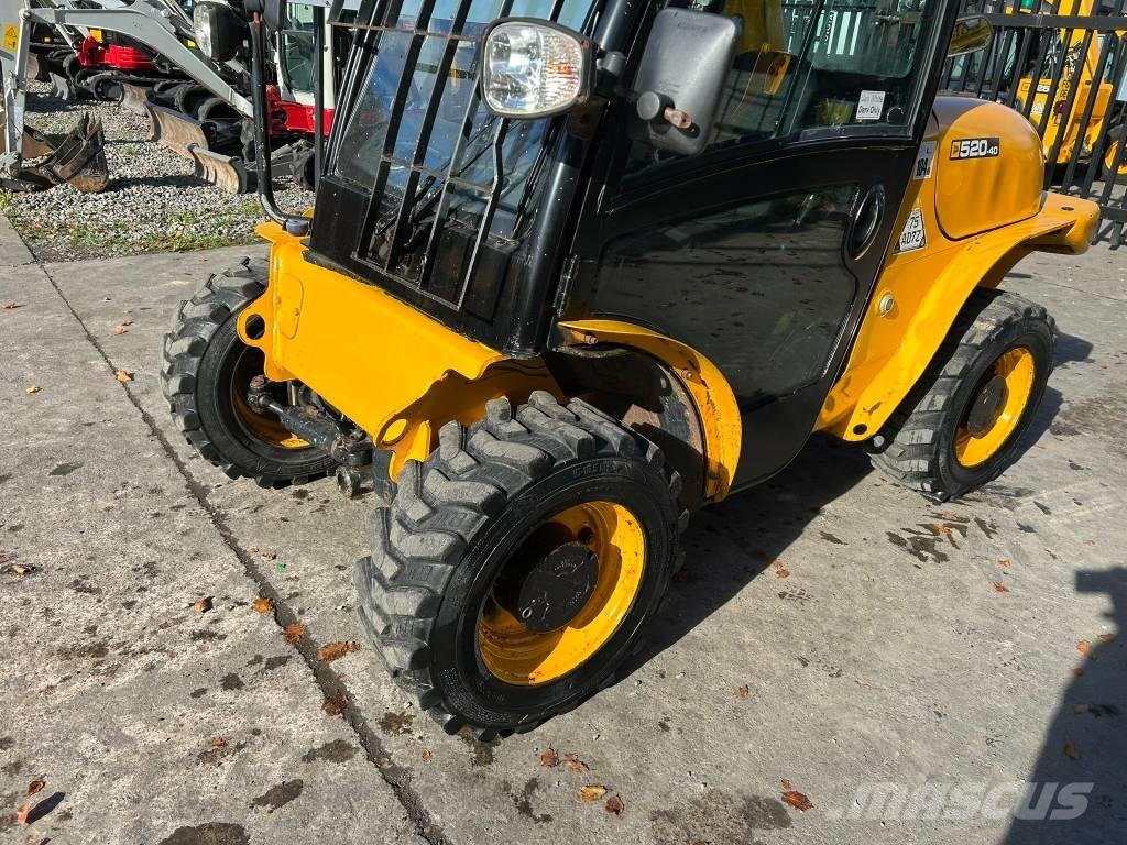 JCB 520-40 텔러 핸들러