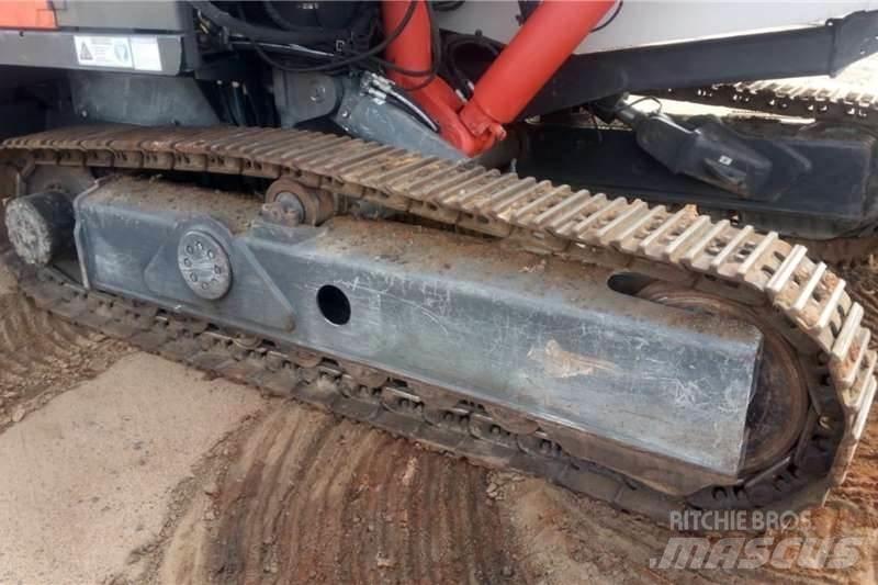 Sandvik DP1500i 도로 굴착기