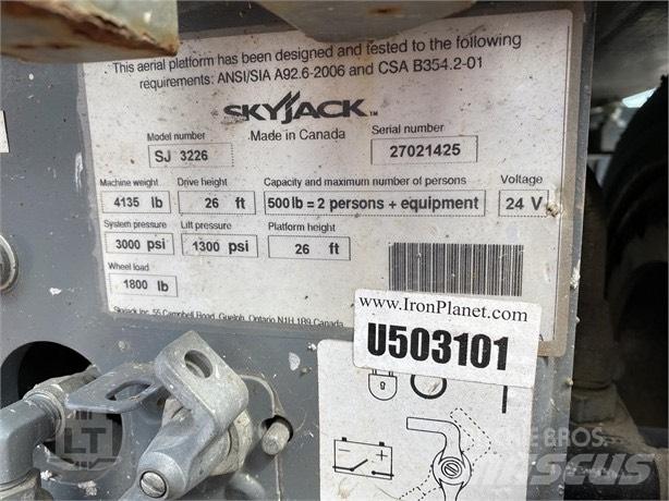SkyJack SJ III 3226 가위형 리프트