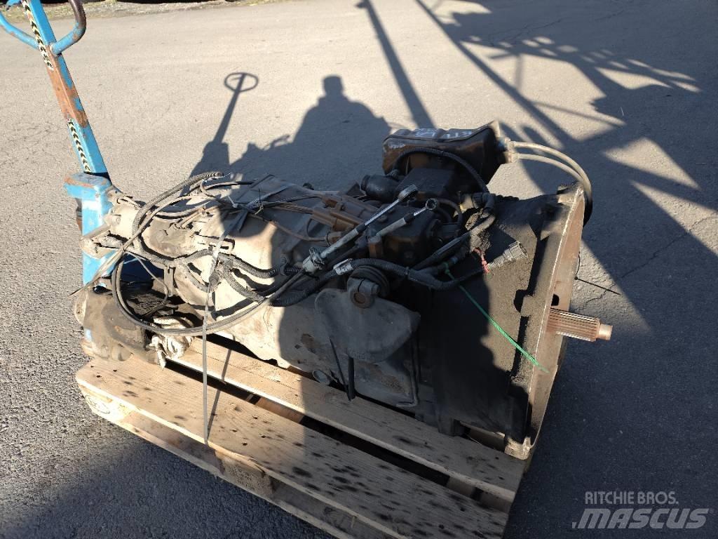Volvo VT2214B 기어박스