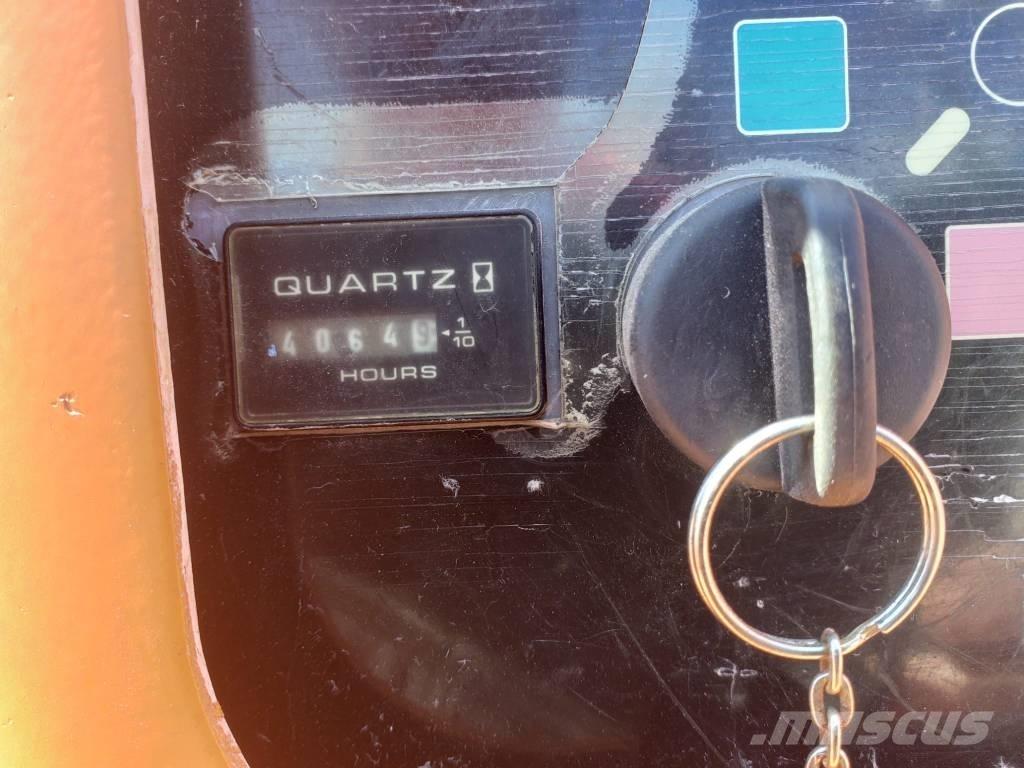 JLG 510 AJ 관절형 전동이동 리프트