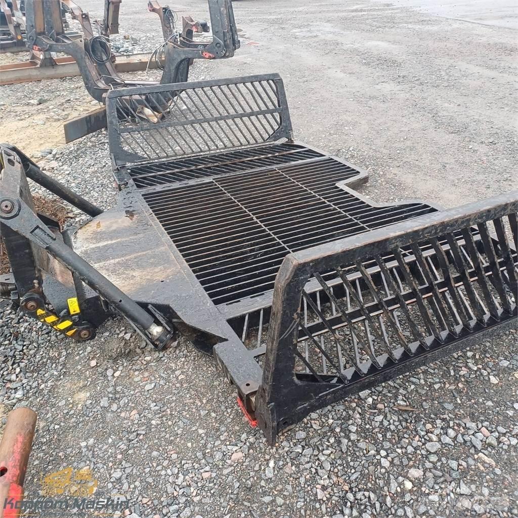 Komatsu 895 기타 구성품