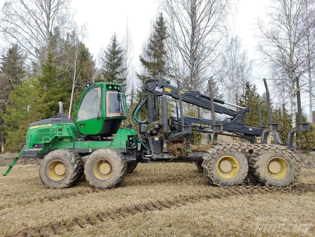John Deere 1210 G 원목 포워더