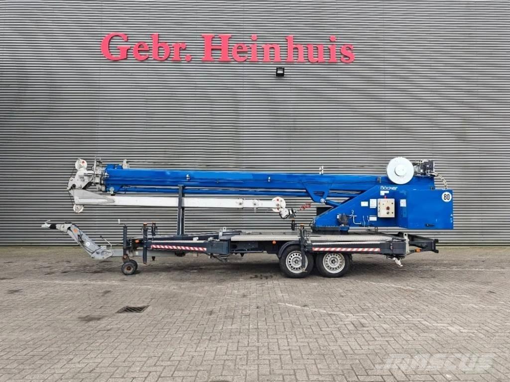 Böcker AHK 30/1500 A/T 크레인