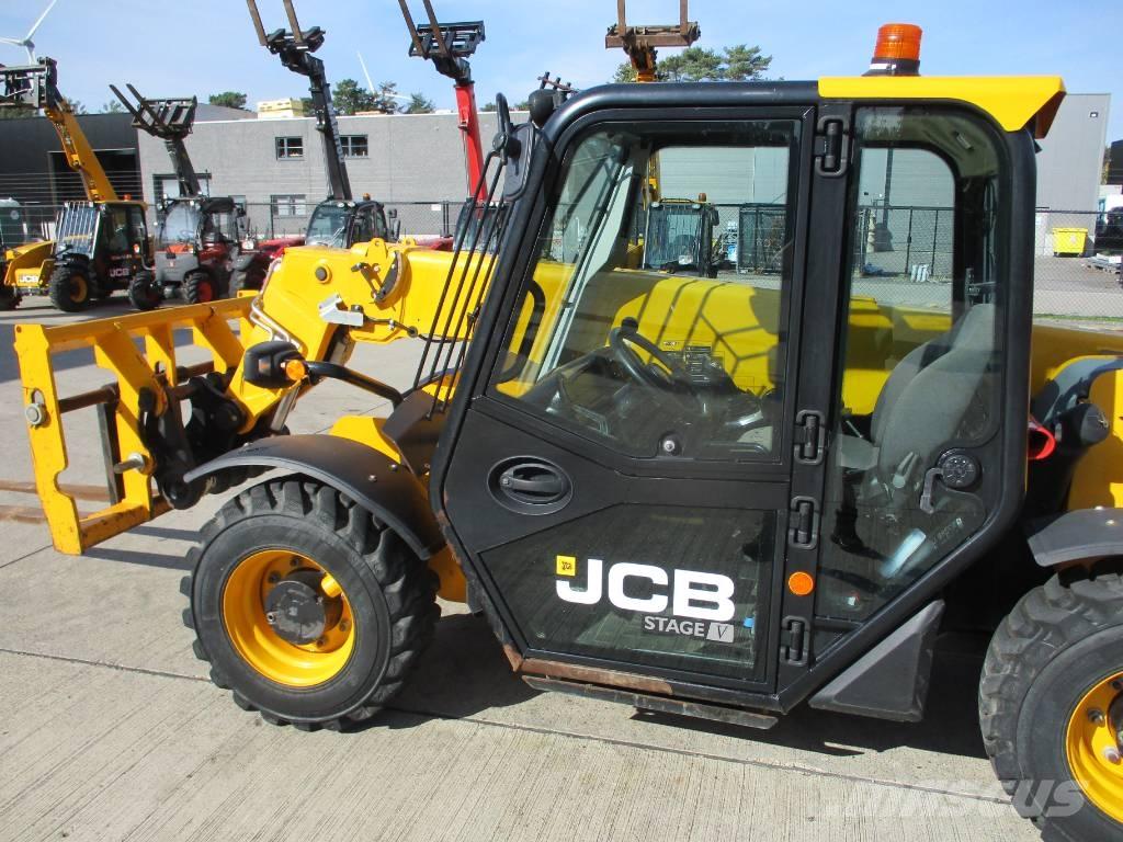 JCB 525-60 T5 (582) 텔러 핸들러
