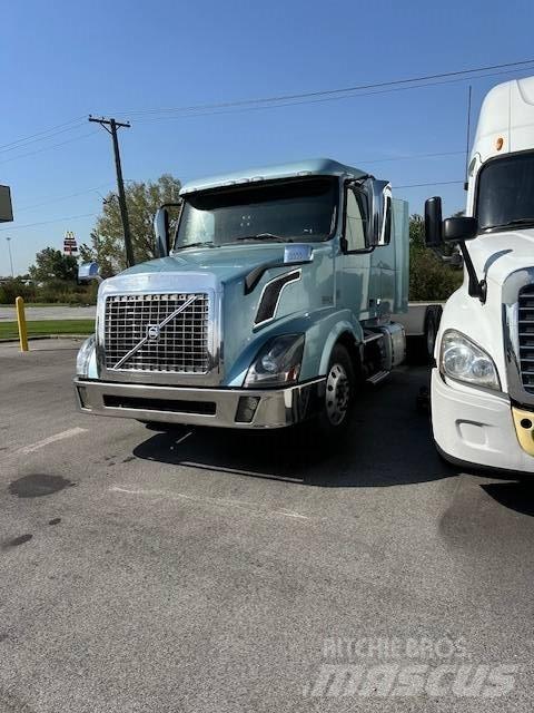 Volvo VNL 430 트랙터 유닛