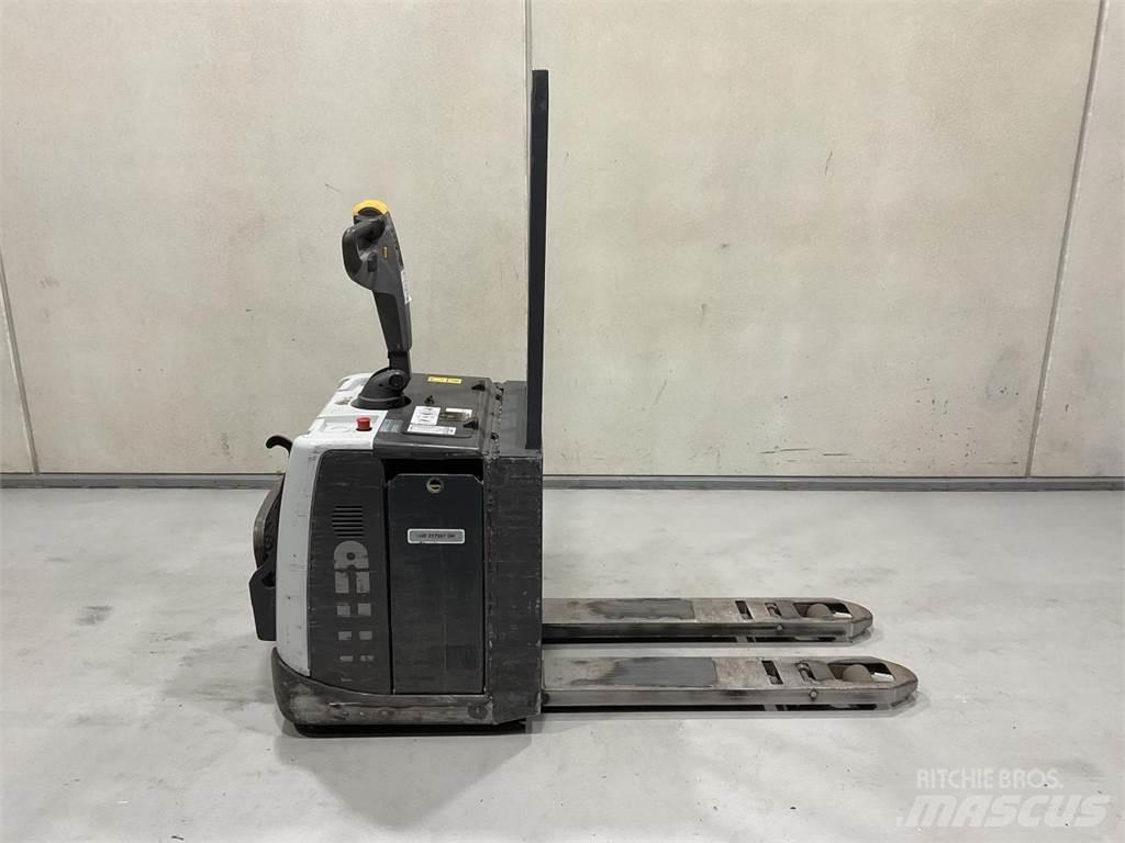 Atlet PMR200P 로우 리프터(승강대 포함)