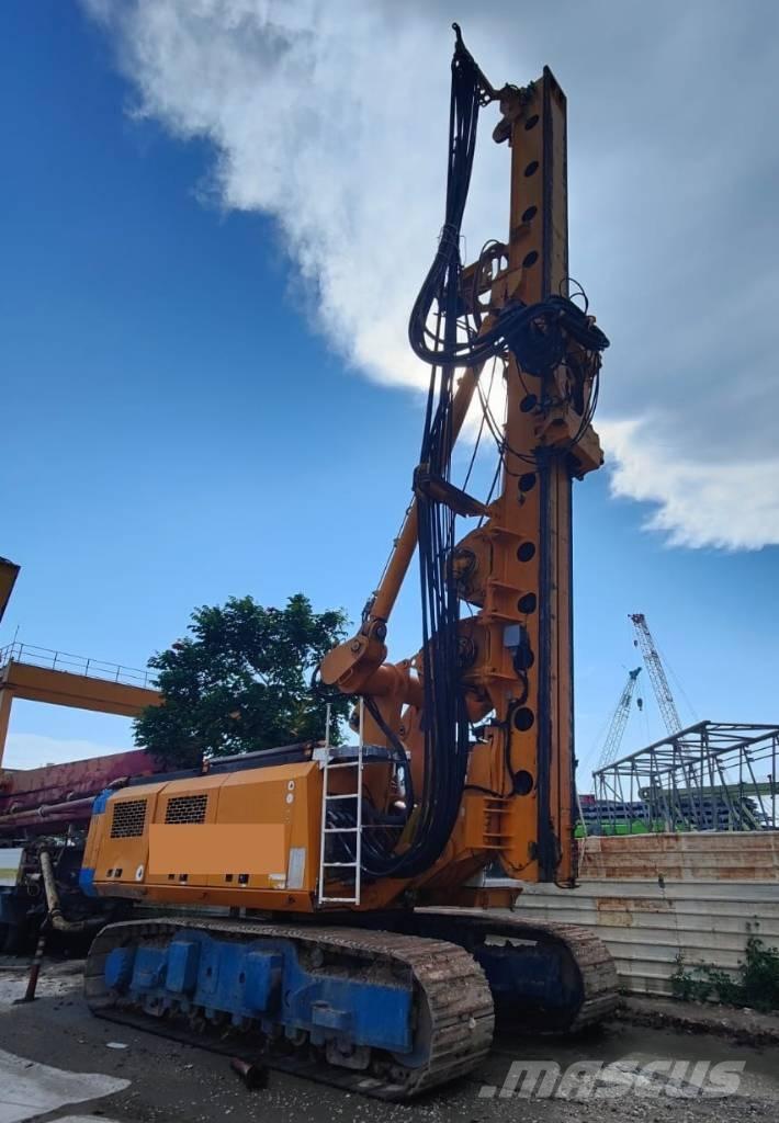 Bauer BG 28 중형 드릴 장비