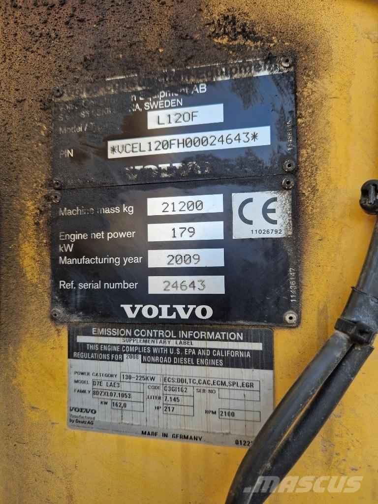 Volvo L 120 F  휠로우더