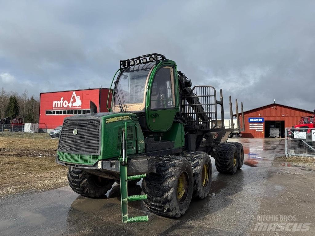 John Deere 1010 E 원목 포워더