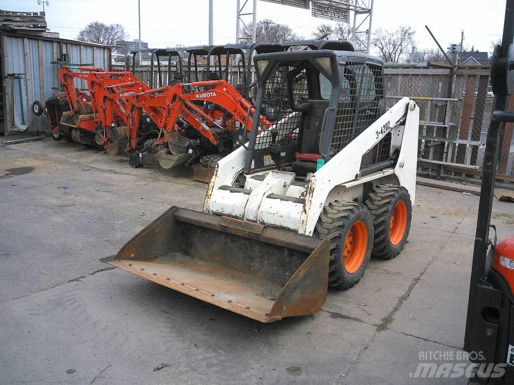 Bobcat S 130  스키드로더